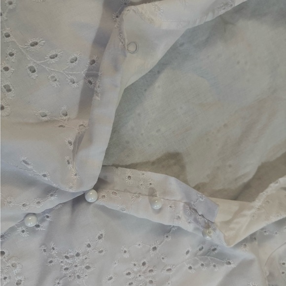 White Button-Up Blouse - Picture 3 of 5